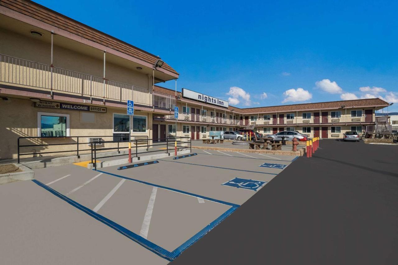 Rodeway Inn San Bernardino & Redlands Exterior photo